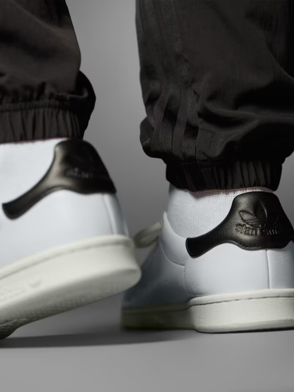 adidas Stan Smith Lux White Leather Sneakers NWOB 11 - Picture 10 of 12